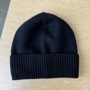 Charter Club Wm’s 100% Cashmere Cuffed Black Knit Beanie Hat NWOT One Size